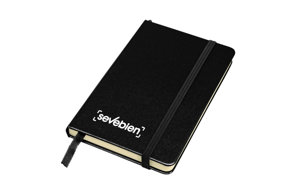 libreta cartón con bolsillo y banda elástica